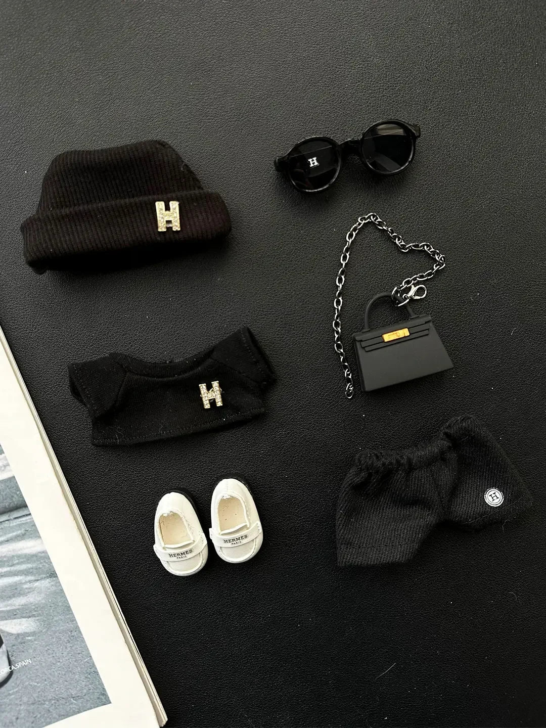 LABUBU Clothes Hermes Black T-shirt Suit