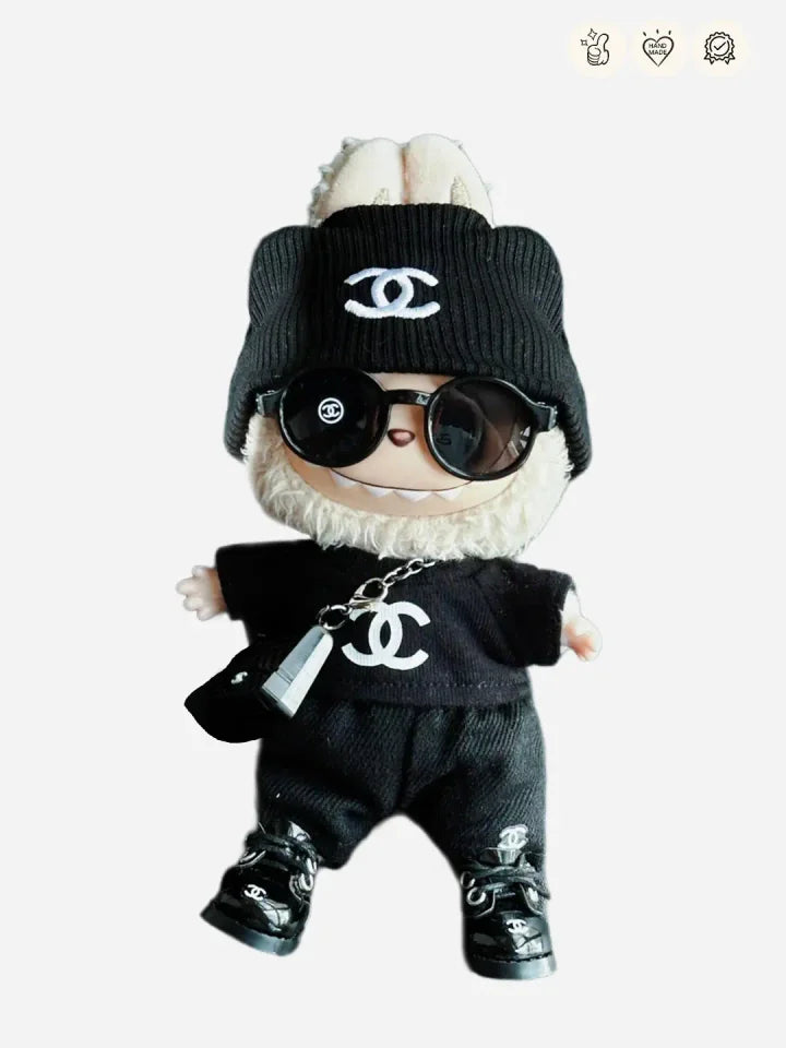 LABUBU Clothes Chanel Black T-shirt Outfits